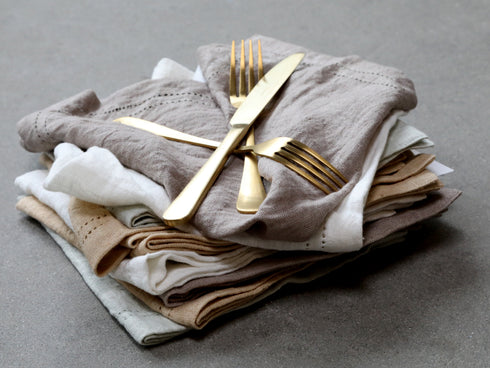 Edle Stoffservietten, Leinenservietten Shabby Chic mit Lochkante, creme, 4er-Set