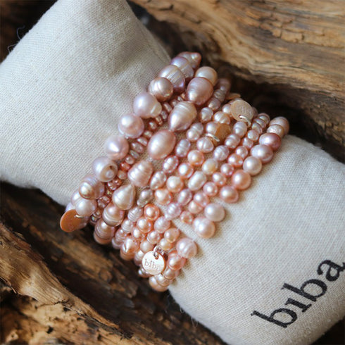 romantisches Perlenarmband aus Süßwasserzuchtperlen, rosa