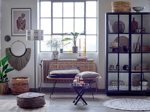 Bloomingville Boho Dekokissen mit Bommeln 50x30, schwarz-weiß-kupfer