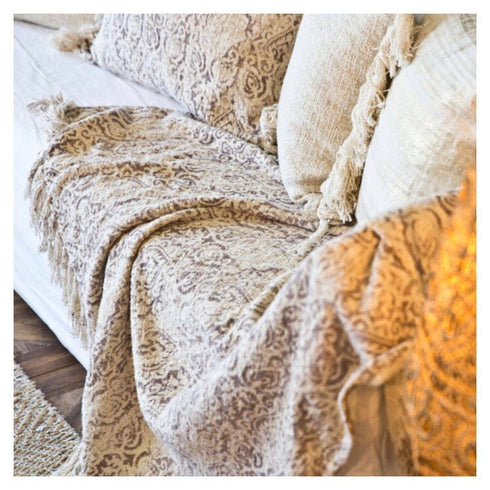 Kokon Kissenhülle Samira mit Fransen 60x40cm, creme-violett