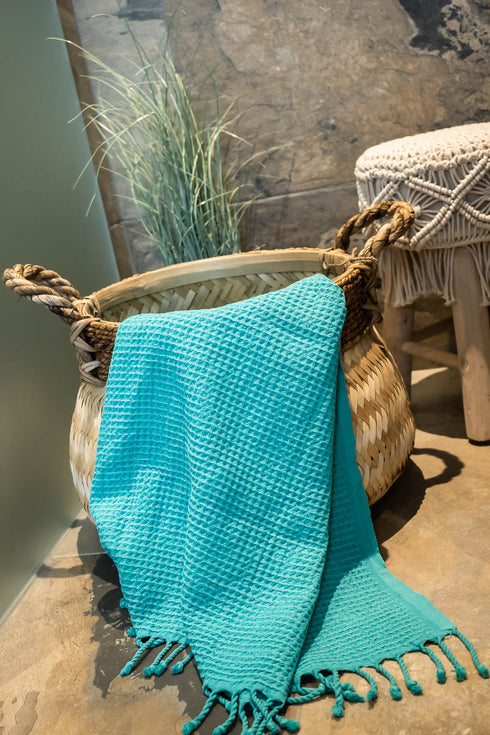 AELIA Beach towel, Pestemal, Decke, Plaid, STONEWASHED WAFFLE türkis-grün