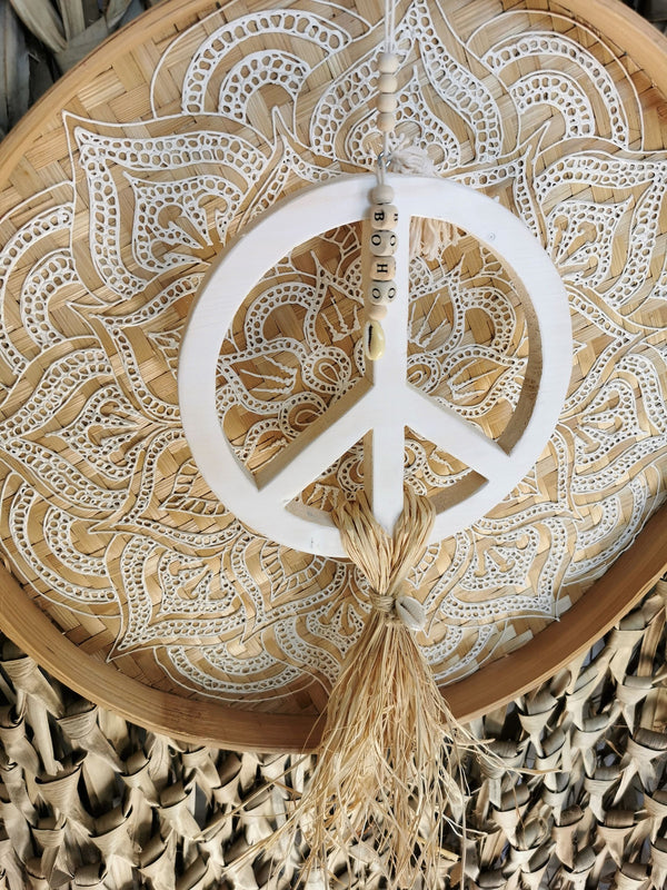 Boho Wanddeko PEACE aus Holz klein, handmade, natur-weiß, MAKE LOVE NOT WAR