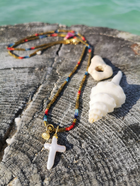 Hippie Halskette 925 Silber vergoldet, Hämatit, Keshi Perle Cross, handmade, Bohemian