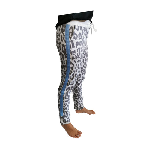 XOX Sweat Hose, Jogger Pants Leo, creme-grau-blau - Fair Trade