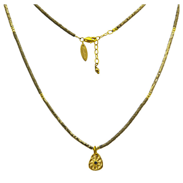 Kette Mitir, Anhänger gehämmert, Hämatit, 925 Silber vergoldet, handmade, Boho