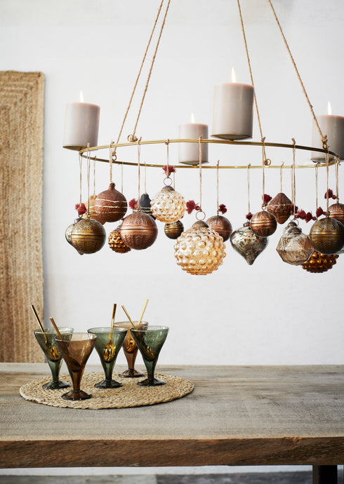 Madam Stoltz Boho Hängekugel Metall Ethno-Muster mit Quaste, kupferfarben