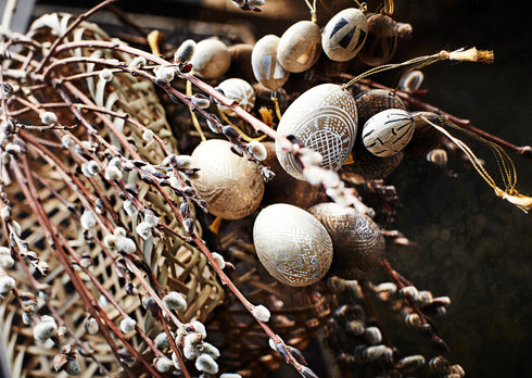 Madam Stoltz, Boho Dekohänger Pappmache Ei, natur-weiß/natur-gold